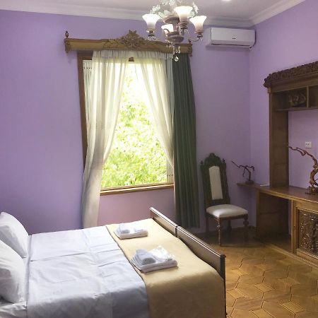 Wooden Museum Hotel Kutaiszi Kültér fotó