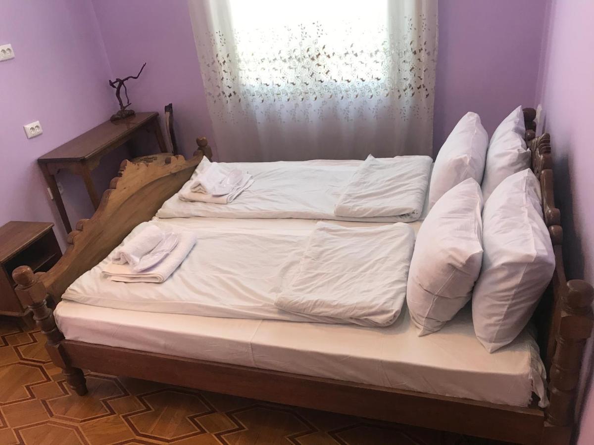 Wooden Museum Hotel Kutaiszi Szoba fotó