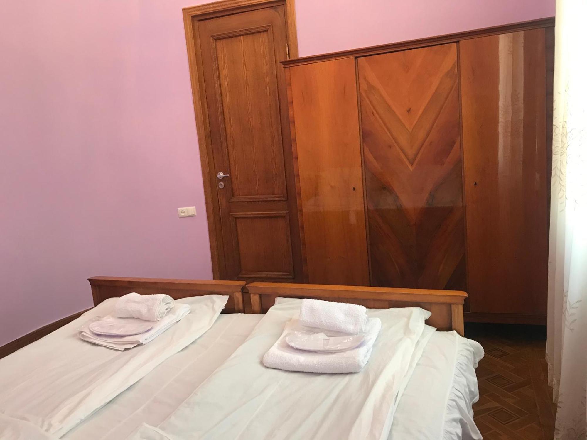 Wooden Museum Hotel Kutaiszi Szoba fotó