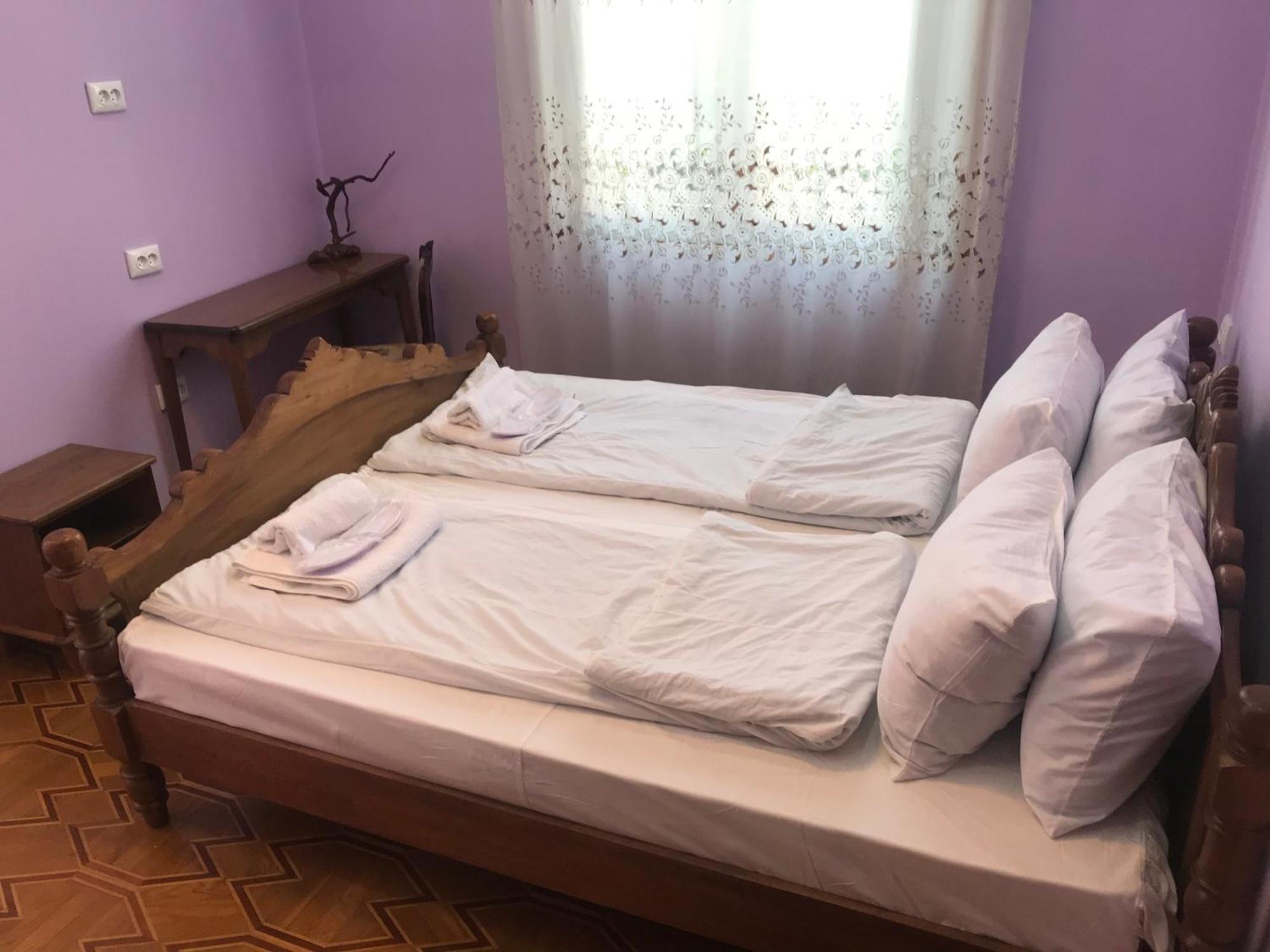 Wooden Museum Hotel Kutaiszi Szoba fotó